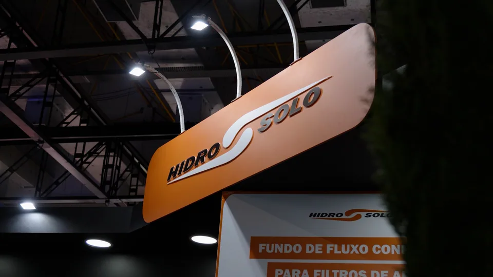 Frame do vídeo Fenasan 2025, Hidro Solo — feira e congresso