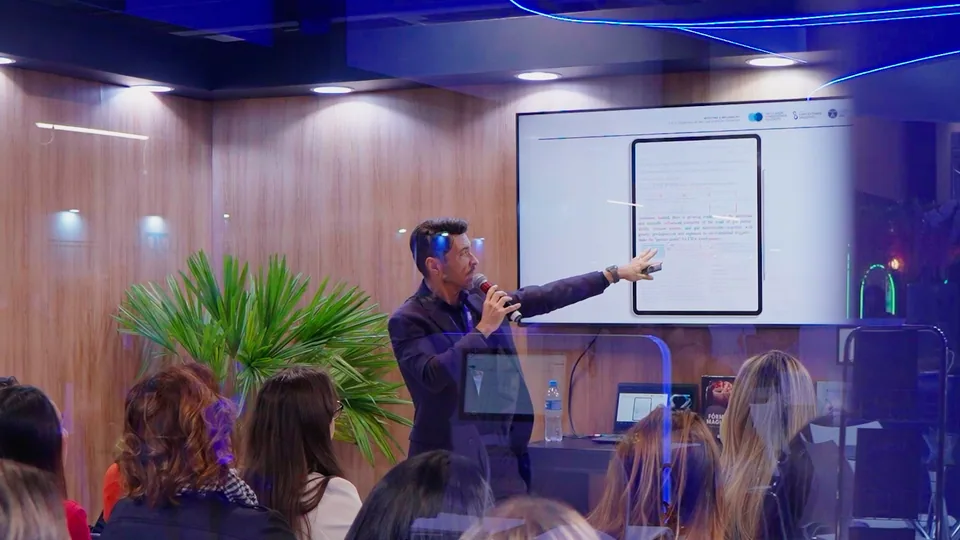Frame do vídeo Consulfarma 2025, Longevidade Saudável — feira e congresso